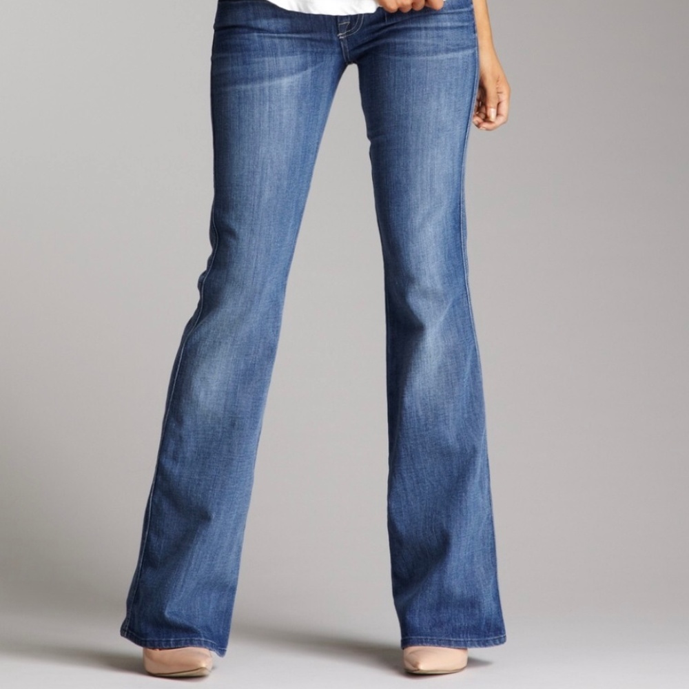 ⭐️7 For All Mankind A-Pocket Flare Jeans size 25👖⭐️